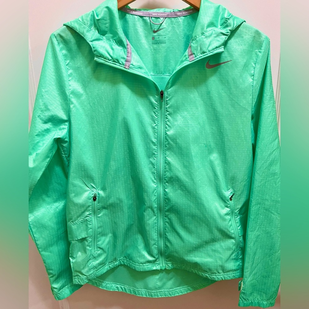 Women’s Nike Jacket
